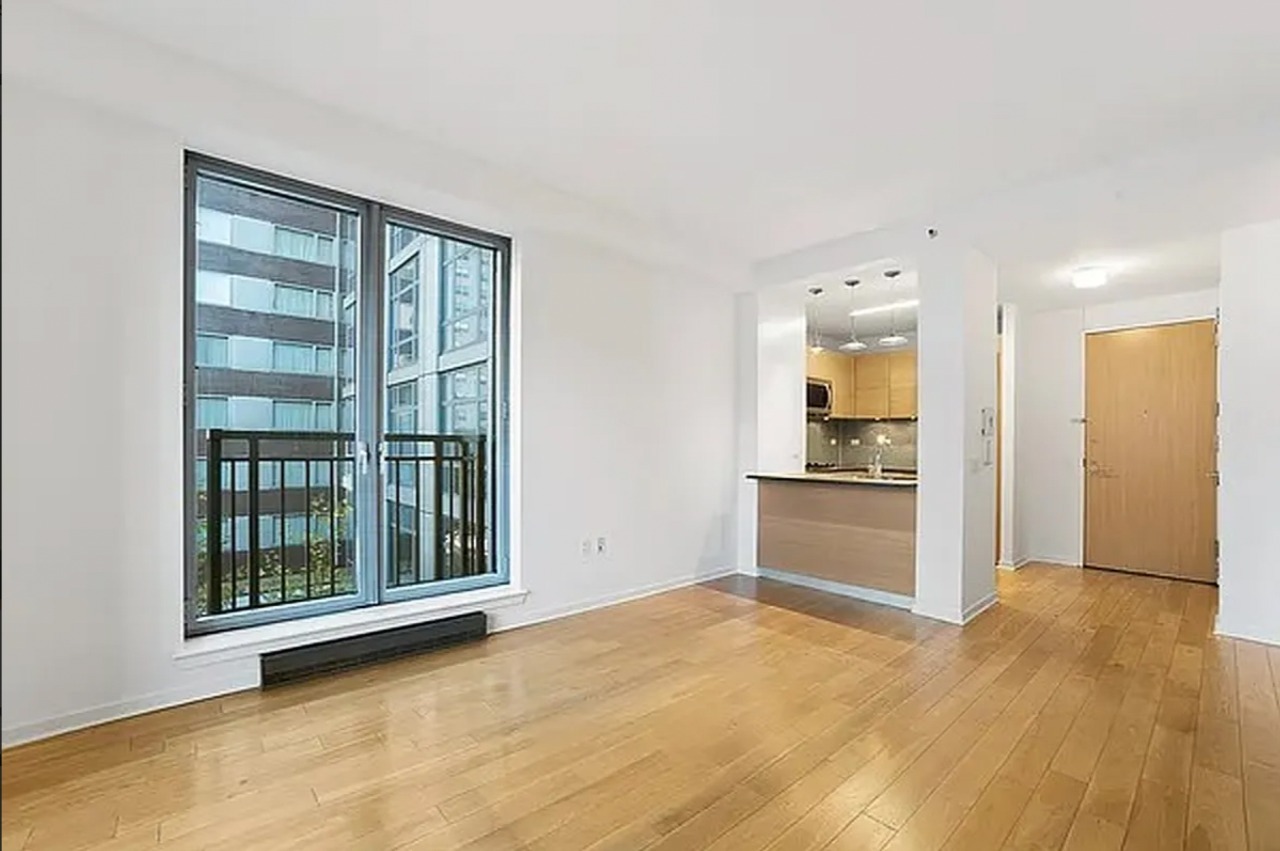310 West 52nd Street, Unit 5G Manhattan, NY 10019 - Photo 2 of 15