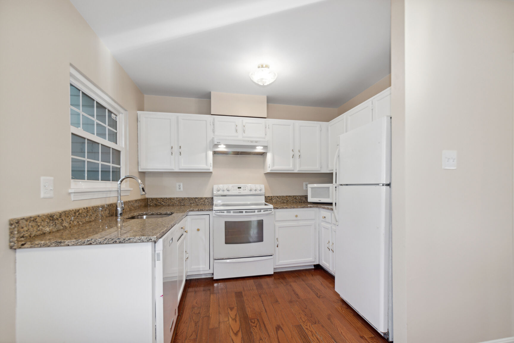 2 Hugo Court Silver Spring, MD 20906 - Photo 8 of 30
