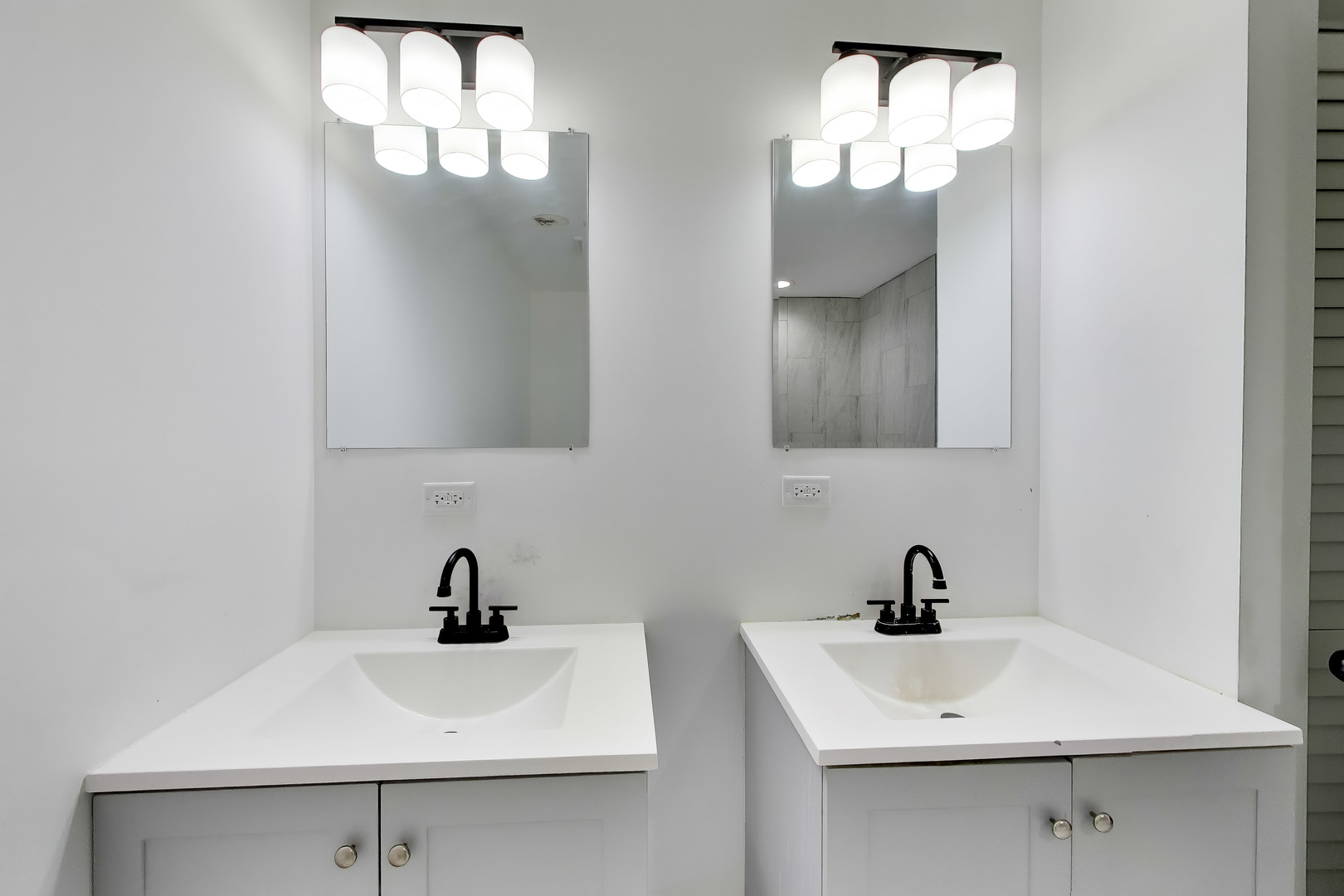 13723 South Springfield Avenue, Unit 1 Robbins, IL 60472 - Photo 31 of 36