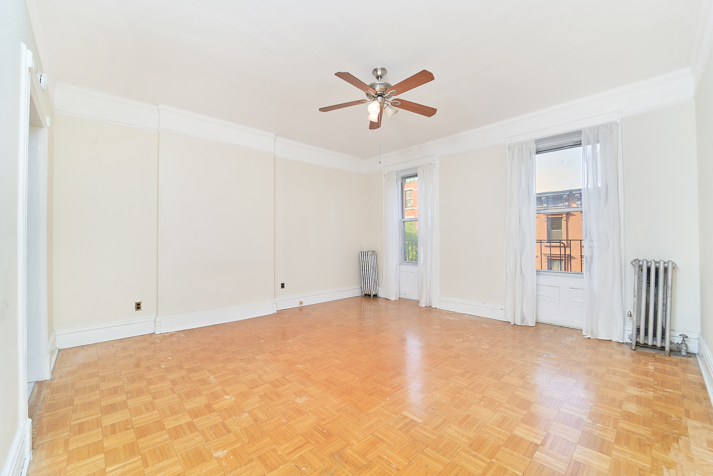 274 West 132nd Street Manhattan, NY 10027 - Photo 8 of 10