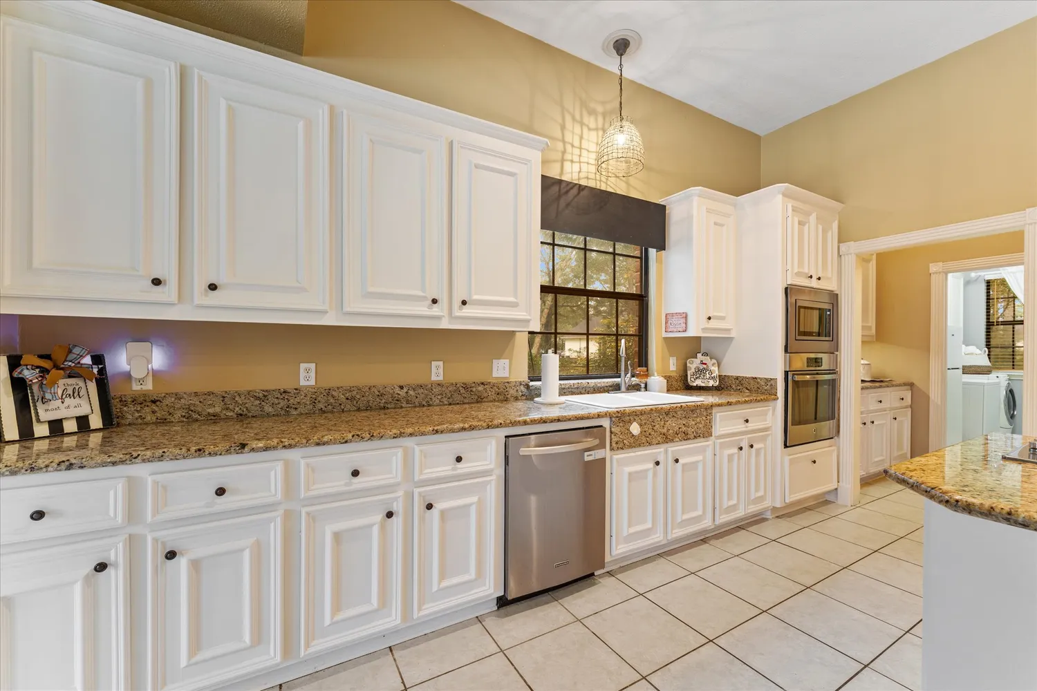 $984,500 | 1019 Towering Oaks Street, Magnolia, TX 77355