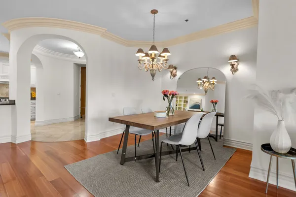 $1,195,000 | 10364 Almayo Avenue, Unit 305, Los Angeles, CA 90064