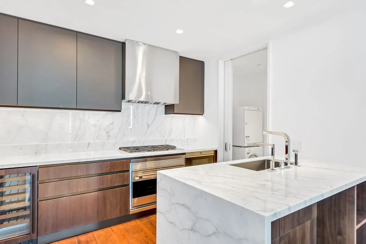 $12,000 | 1 West End Avenue, Unit 27D | Upper West Side