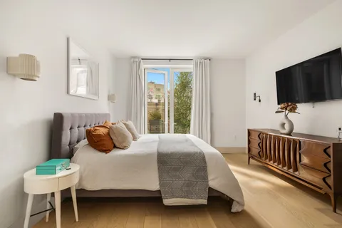 $3,000,000 | 308 North 7th Street, Unit 2F | Williamsburg