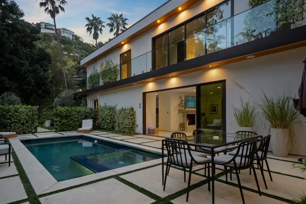$4,100,000 | Laurel Canyon Road, Los Angeles, CA 90046