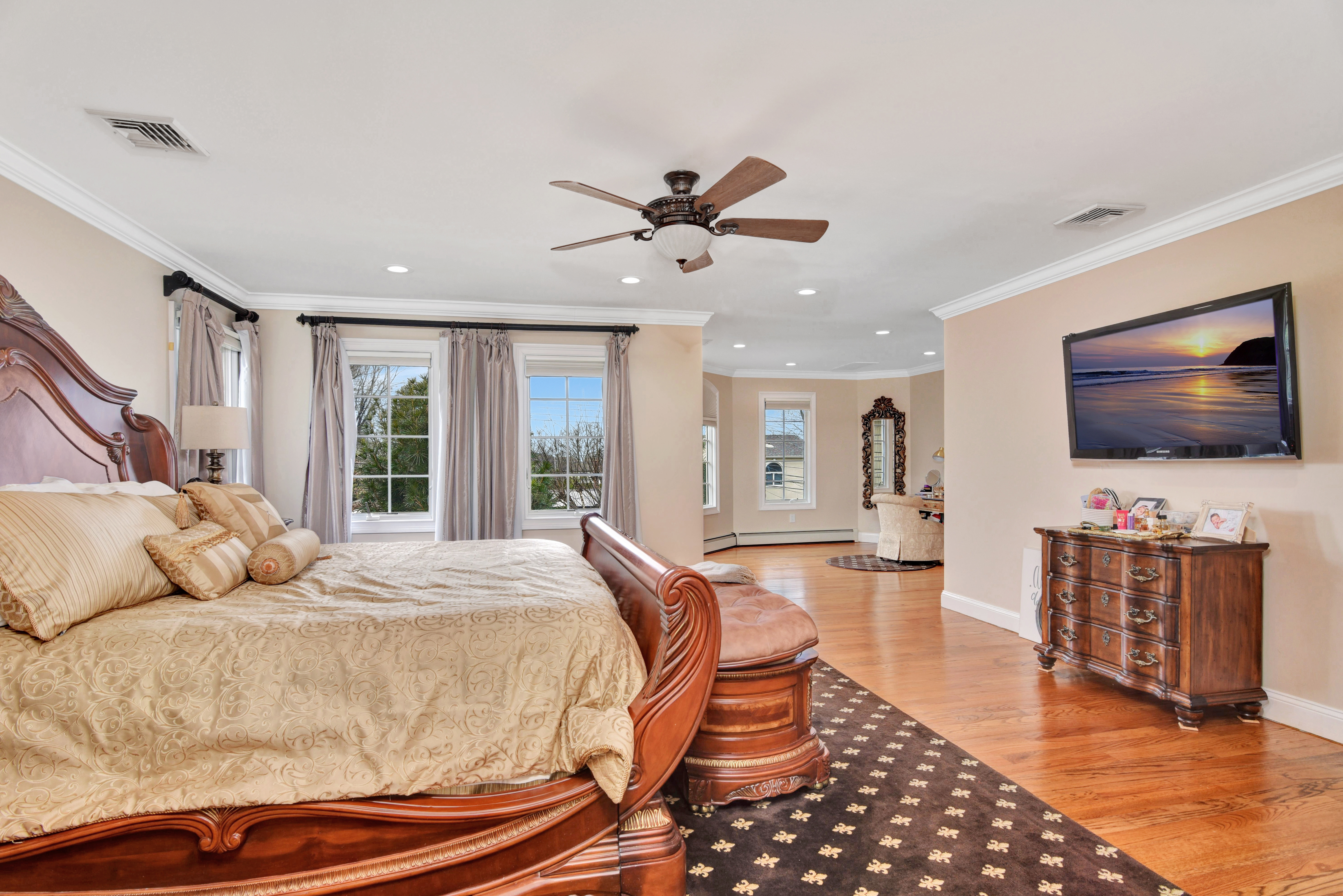 215 Lawrence Avenue Staten Island, NY 10310 - Photo 15 of 45 a living room with furniture and a flat screen tv