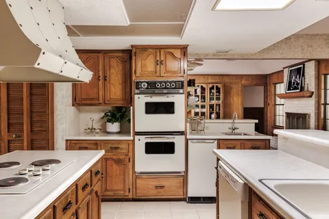 $824,900 | 9279 Garden Ridge Drive, San Antonio, TX 78266