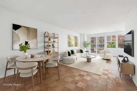 $499,000 | 363 East 76th Street, Unit 6E | Lenox Hill