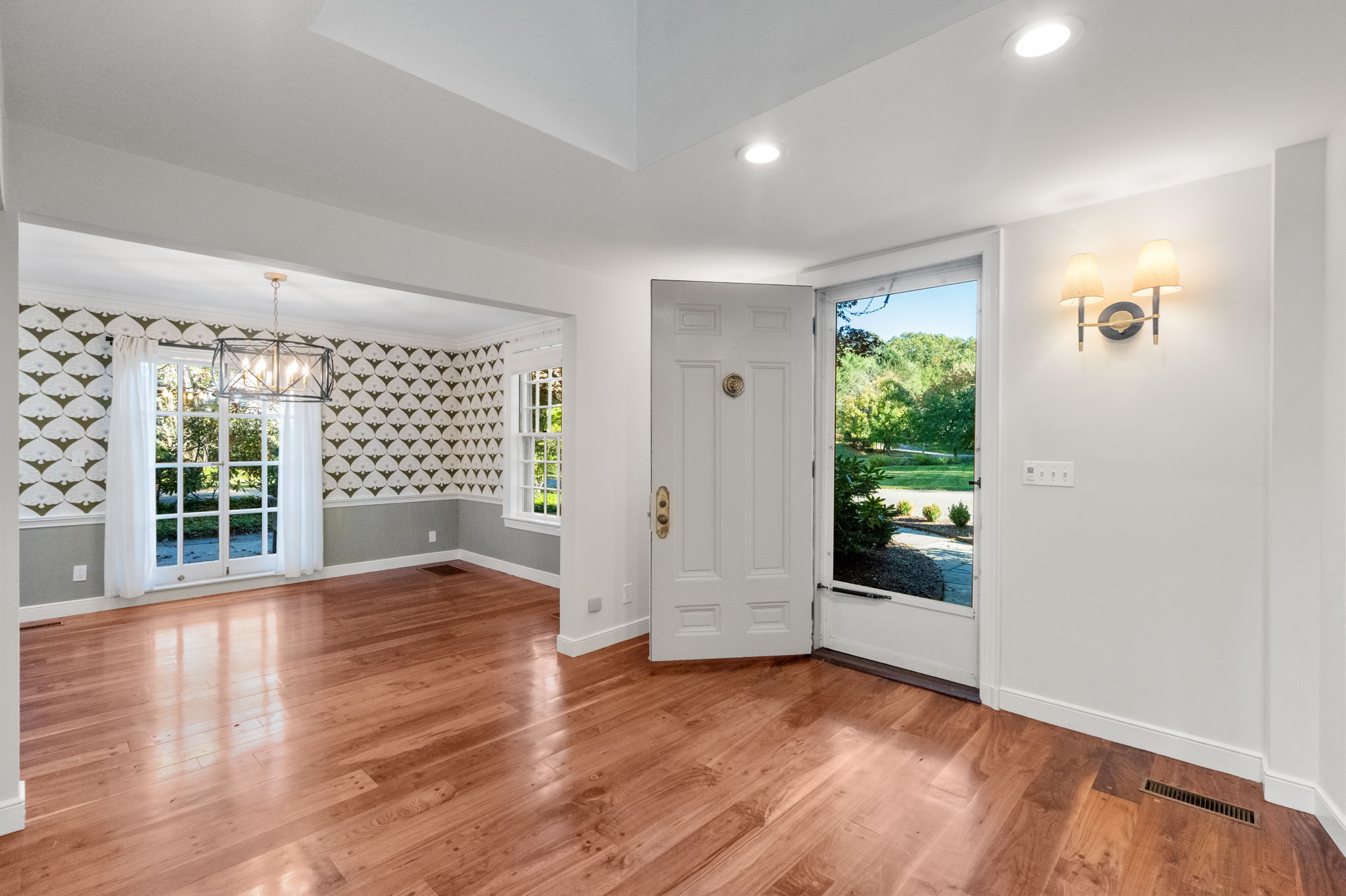 2 Phillips Pond Road, Unit 2 Natick, MA 01760 - Photo 3 of 16 Gallery Image 3