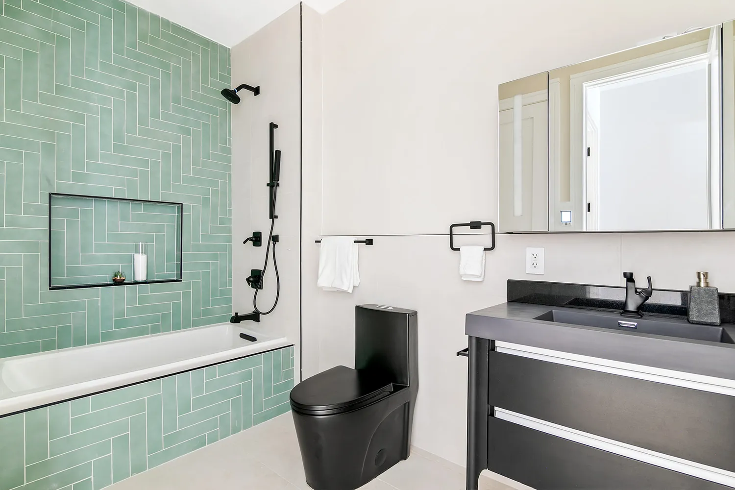 $1,200,000 | 1251 Pacific Street, Unit 1B | Crown Heights