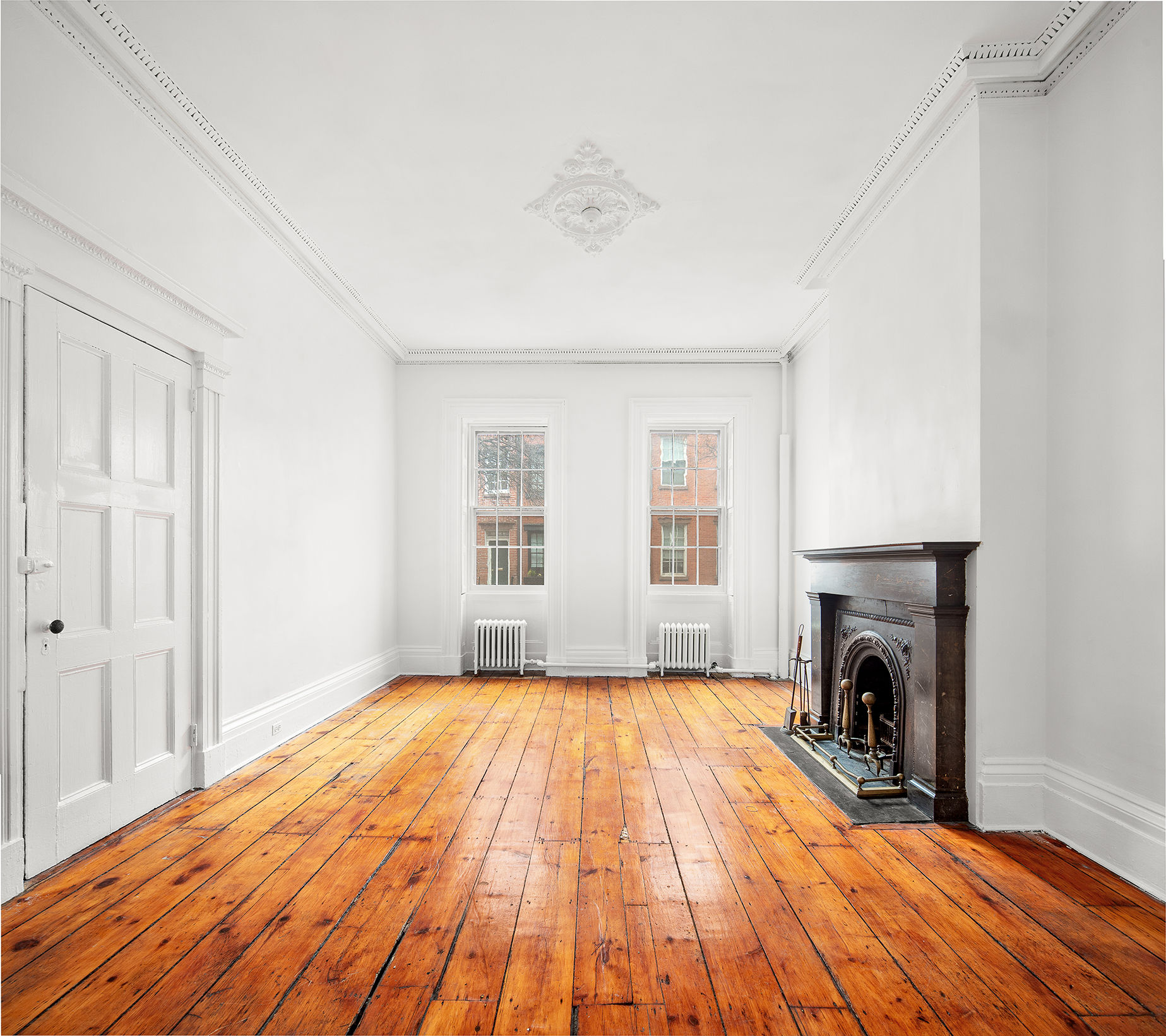 27 Bethune Street Manhattan, NY 10014 - Photo 2 of 18