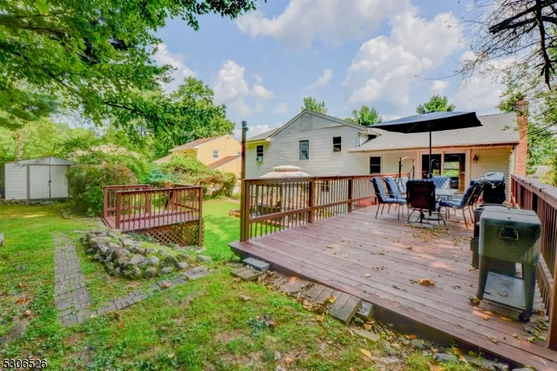 $650,000 | 27 Cleveland Terrace, West Orange, NJ 07052