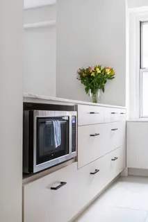 $1,050,000 | 79 West 12th Street, Unit 3H | Greenwich Village