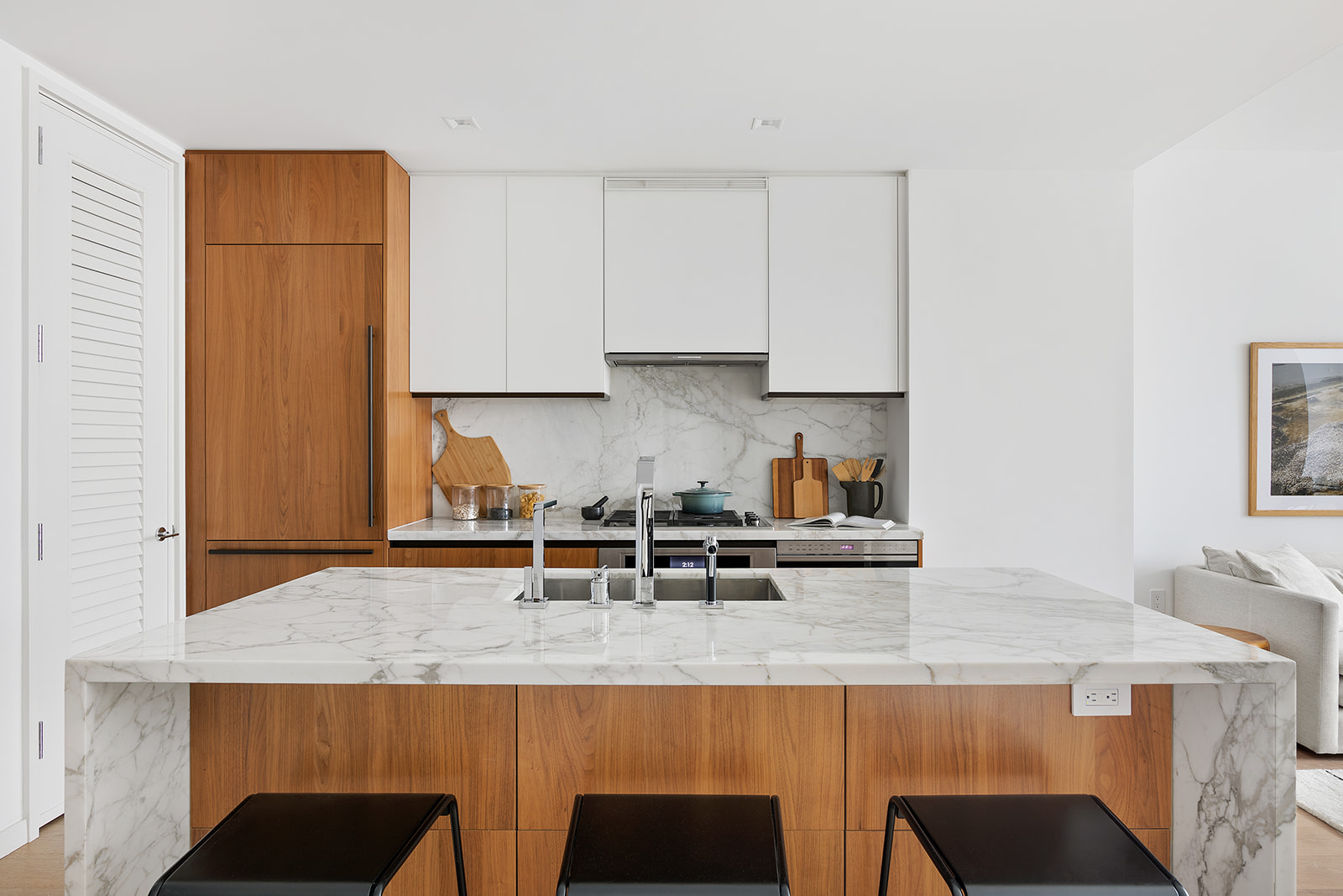 1 West End Avenue, Unit 18G Manhattan, NY 10023 - Photo 3 of 16