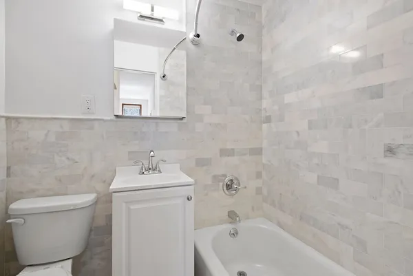 $3,500 | 522 East 82nd Street, Unit 6 | Upper East Side