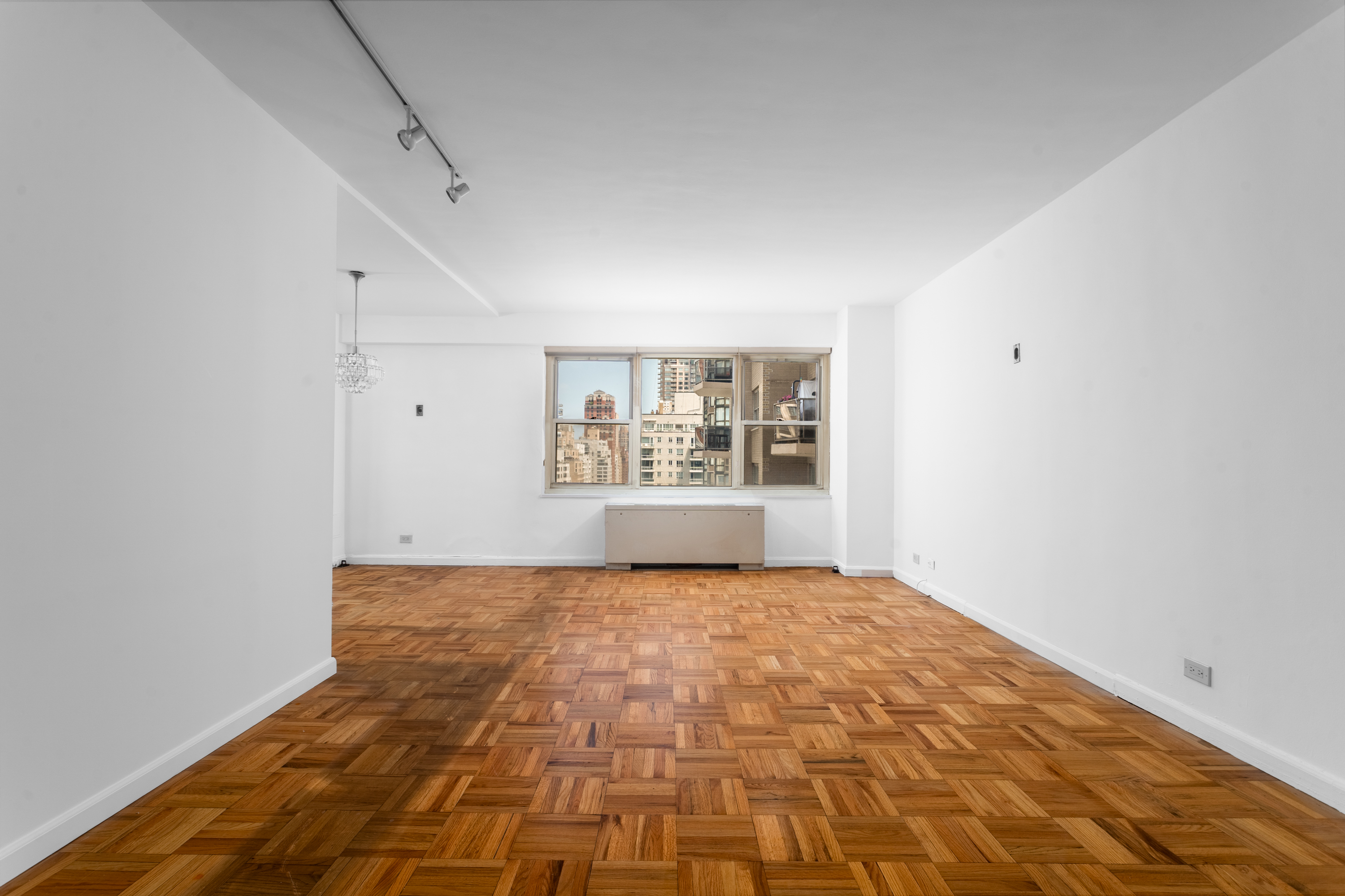 205 East 63rd Street, Unit 19G Manhattan, NY 10065 - Photo 7 of 21