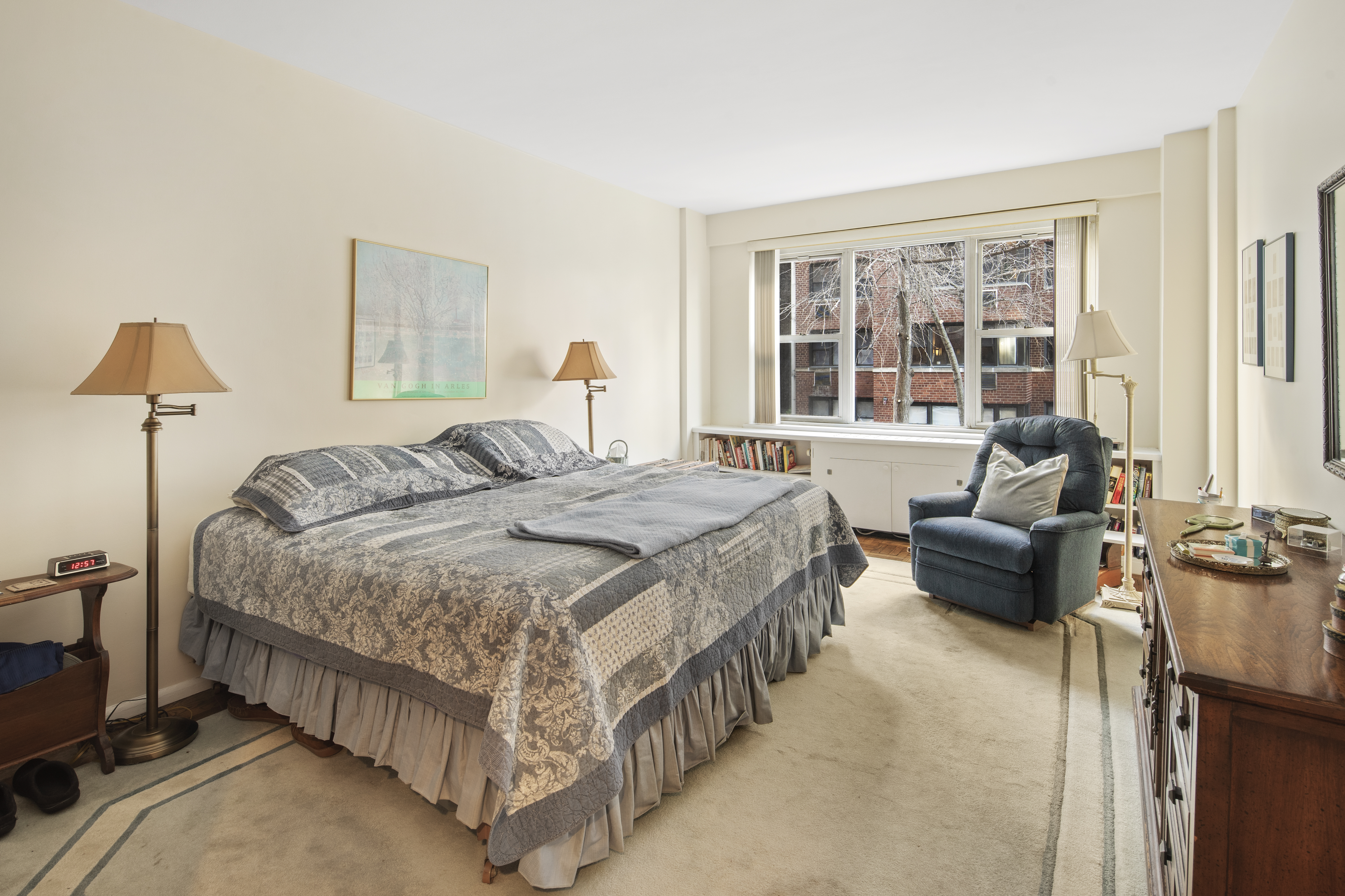 12 Beekman Place, Unit 2A Manhattan, NY 10022 - Photo 5 of 10