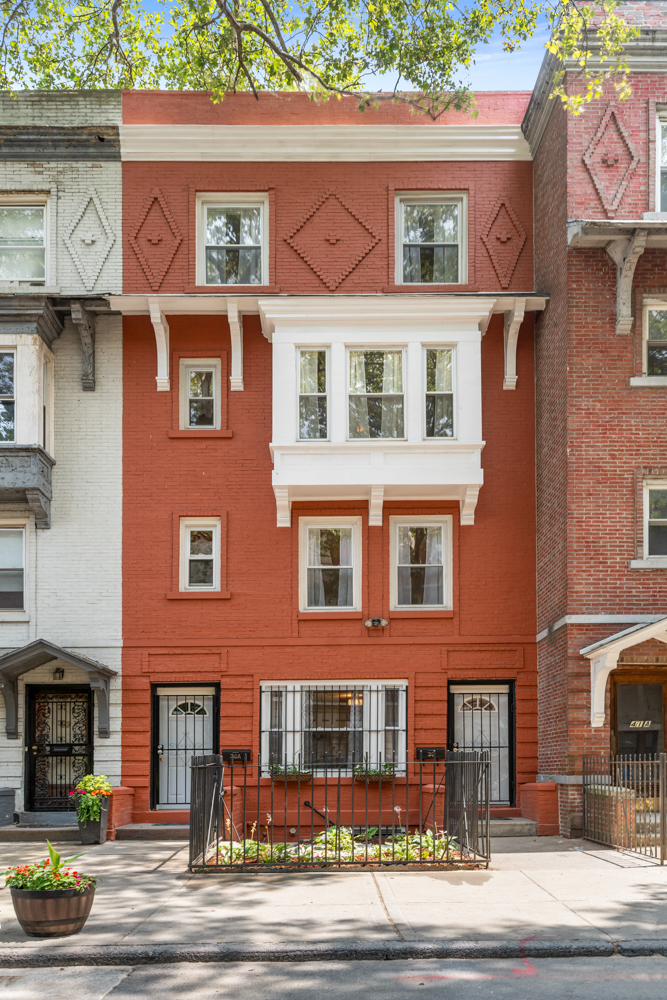 39 Hampton Place Brooklyn, NY 11213 - Photo 24 of 26