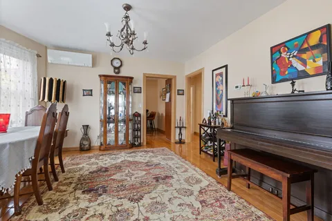 Contact Agent | 63 Bradwood Street, Roslindale, MA 02131