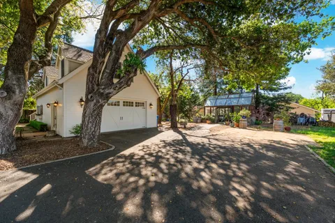 $3,050,000 | 4011 East 3rd Avenue, Napa, CA 94558