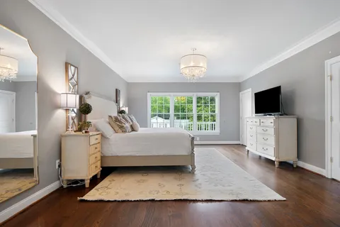 $2,850,000 | 8610 Hartsdale Avenue, Bethesda, MD 20817