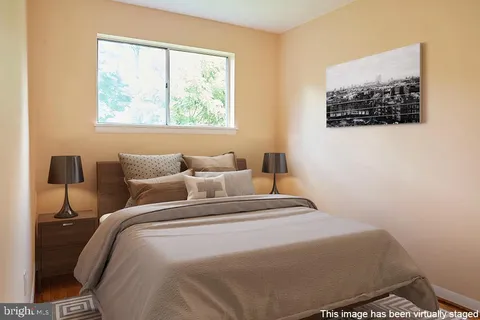 $3,800 | 5719 6th Street North, Arlington, VA 22205
