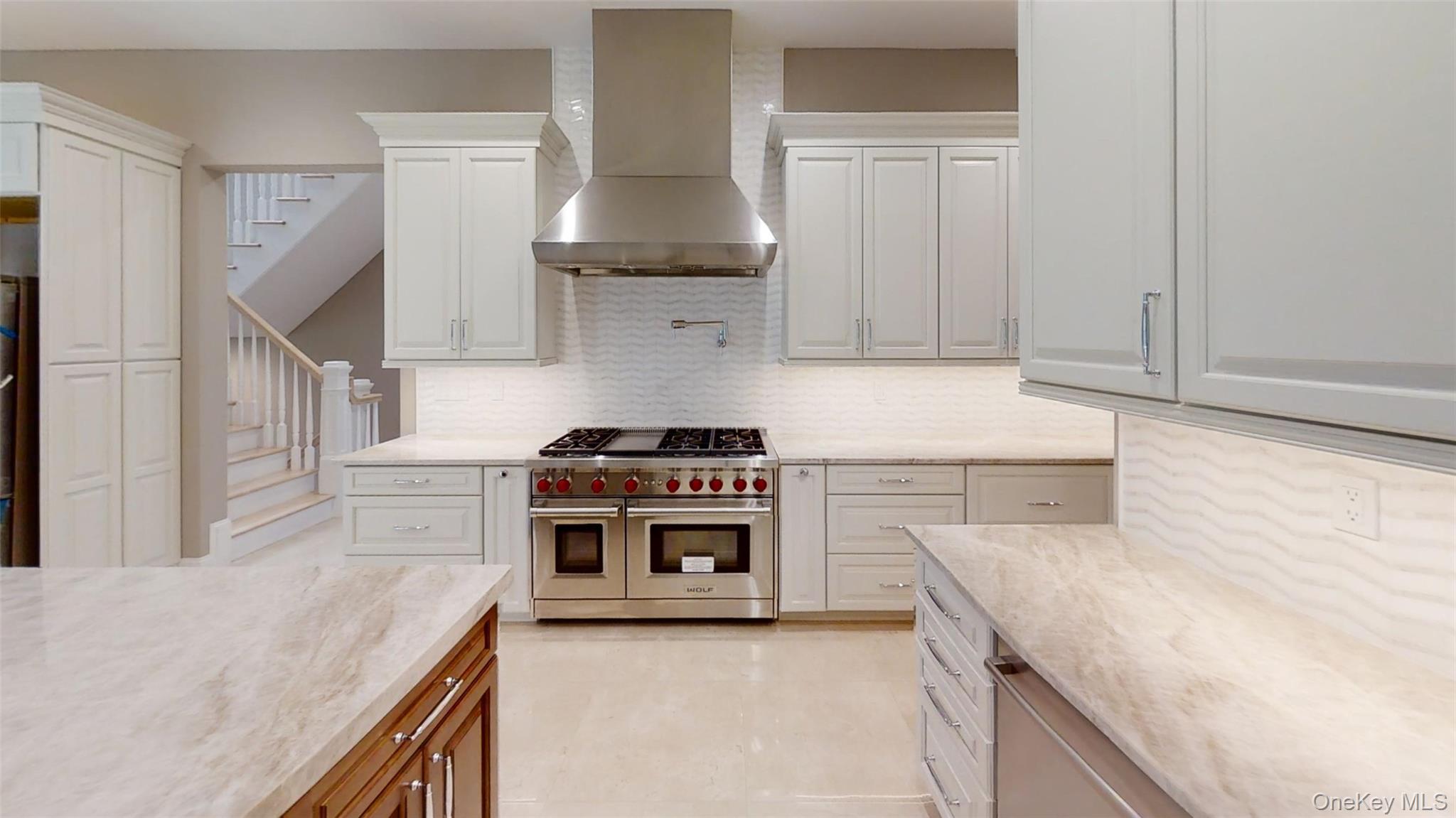550 Moriches Road Head of the Harbor, NY 11780 - Photo 4 of 17