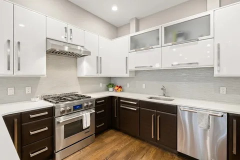 Contact Agent | Beacon Street, Brookline, MA 02446