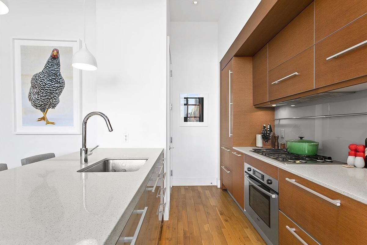 360 Furman Street, Unit 8/14 Brooklyn, NY 11201 - Photo 3 of 35