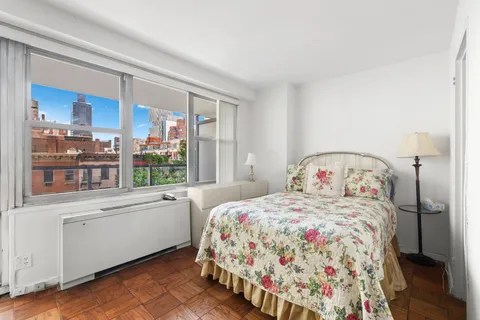 $499,000 | 363 East 76th Street, Unit 6E | Lenox Hill