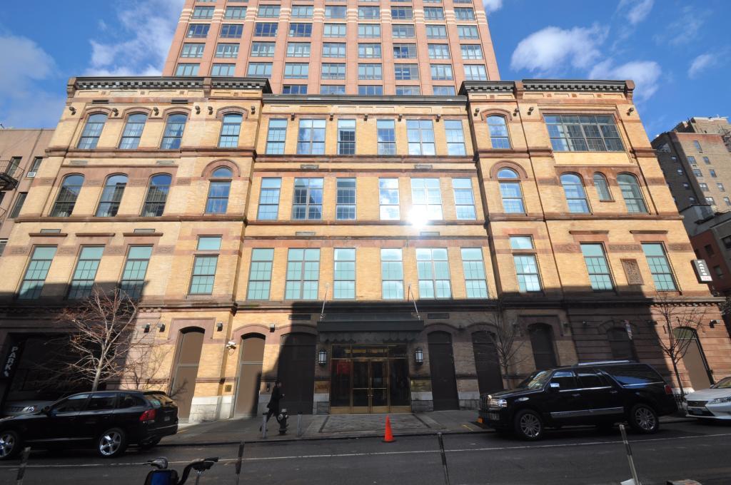 351 East 51st Street, Unit L5C Manhattan, NY 10022 - Photo 15 of 18 front view of a building