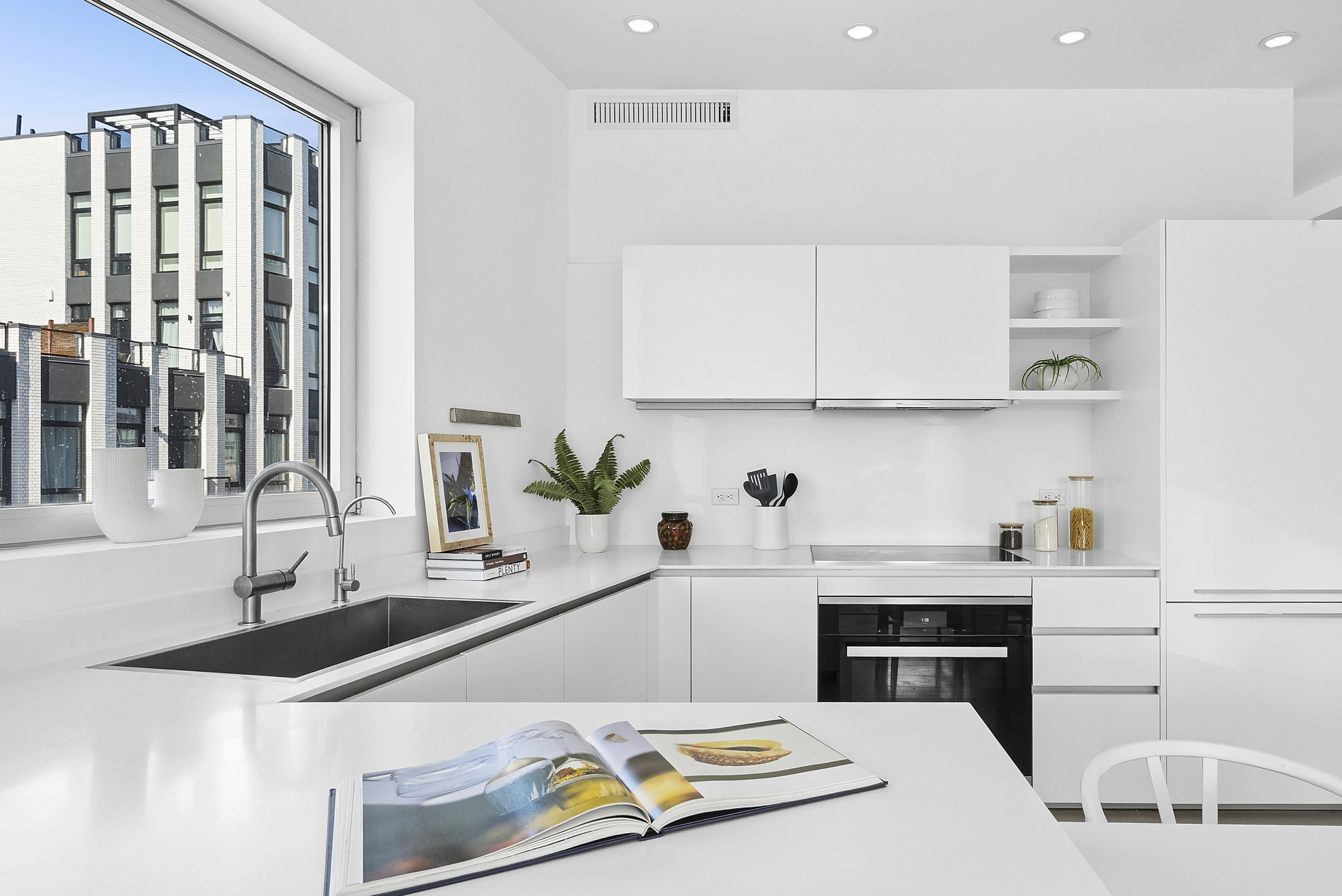 265 Wythe Avenue, Unit 4 Brooklyn, NY 11249 - Photo 1 of 18 Gallery Image 1