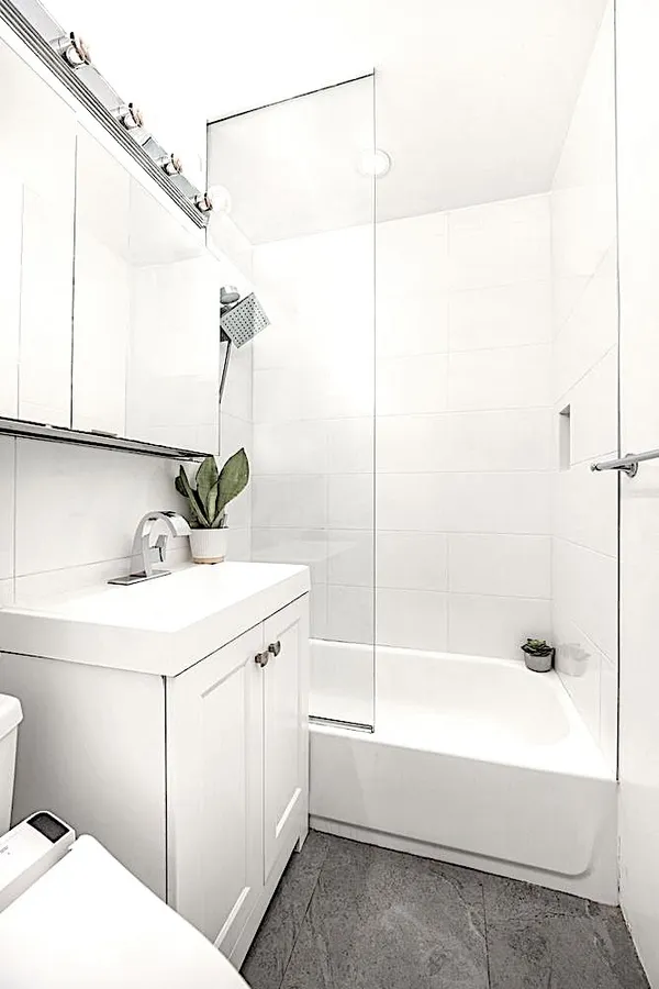 $795,000 | 354 West 23rd Street, Unit 2A | Chelsea