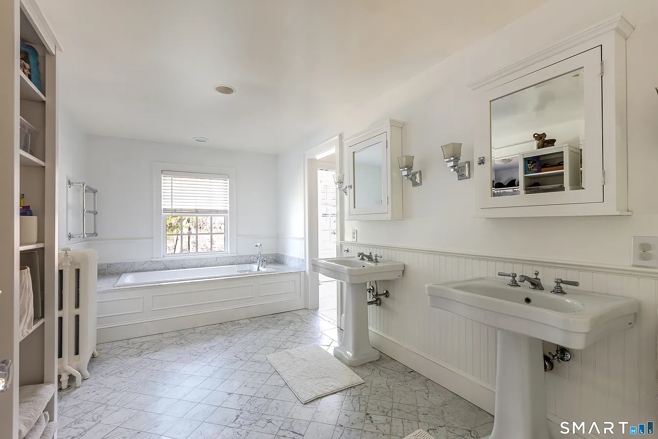 89 Chestnut Hill Road Wilton, CT 06897 - Photo 17 of 28