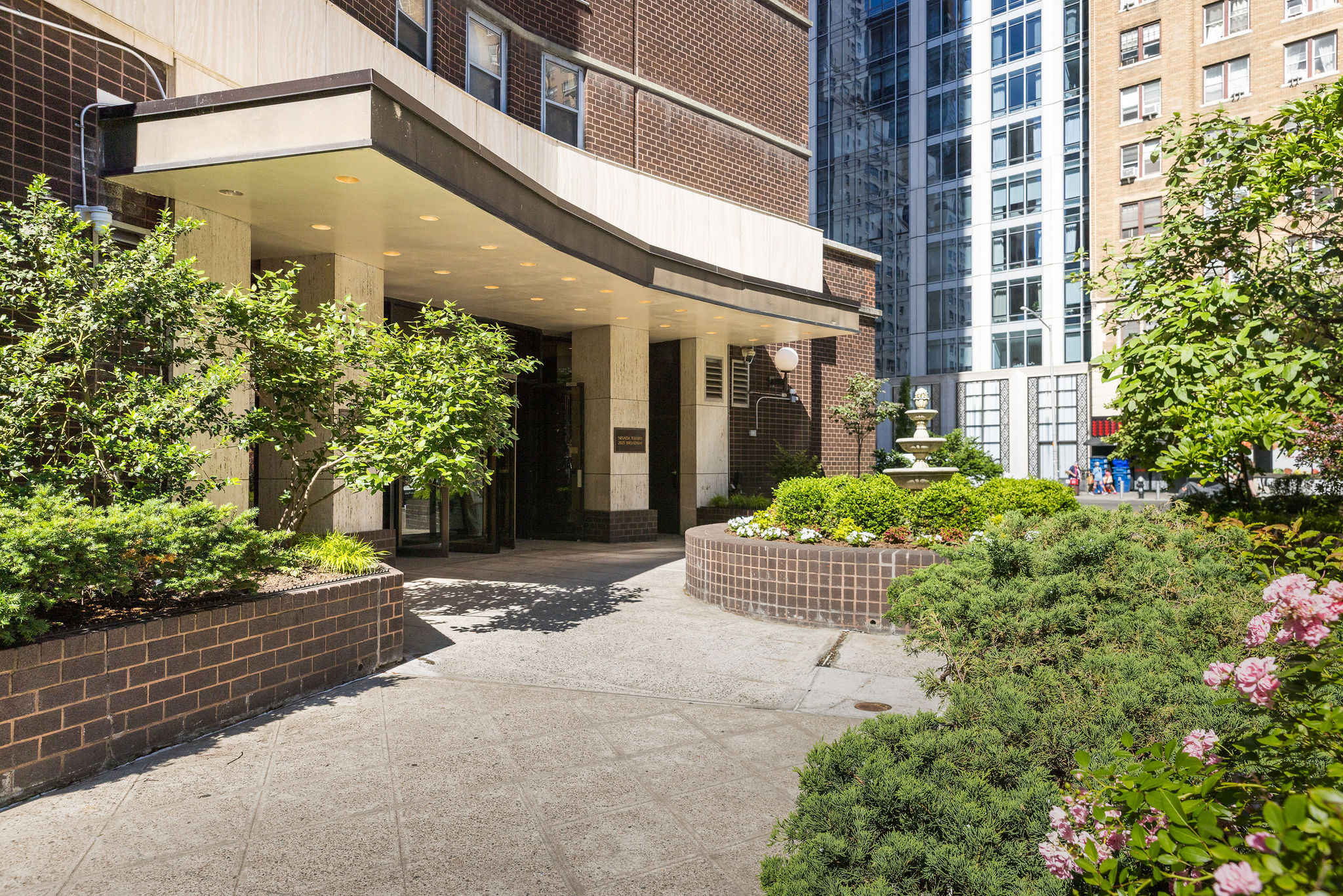 2025 Broadway, Unit 5A Manhattan, NY 10023 - Photo 13 of 15 Gallery Image 13