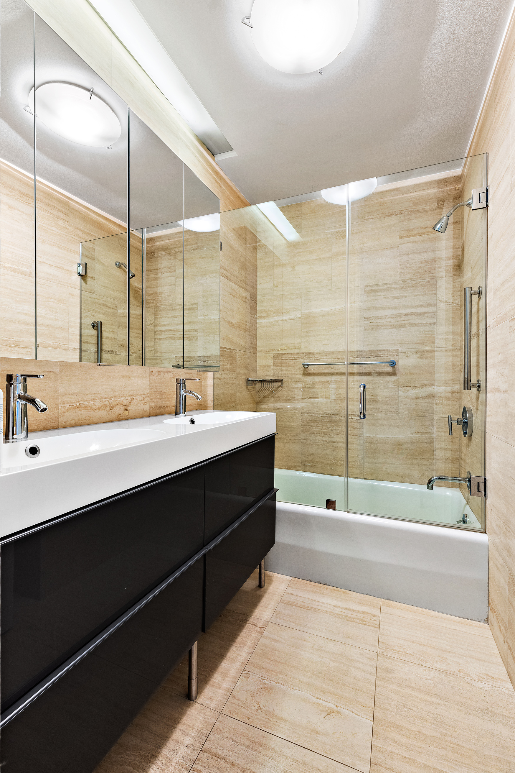 54 East 66th Street Manhattan, NY 10065 - Photo 15 of 19