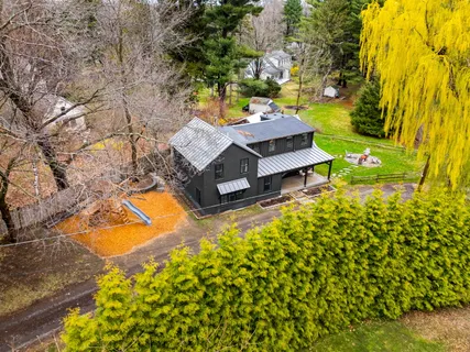 Contact Agent | 8 R Rolfe's Lane, Newbury, MA 01951