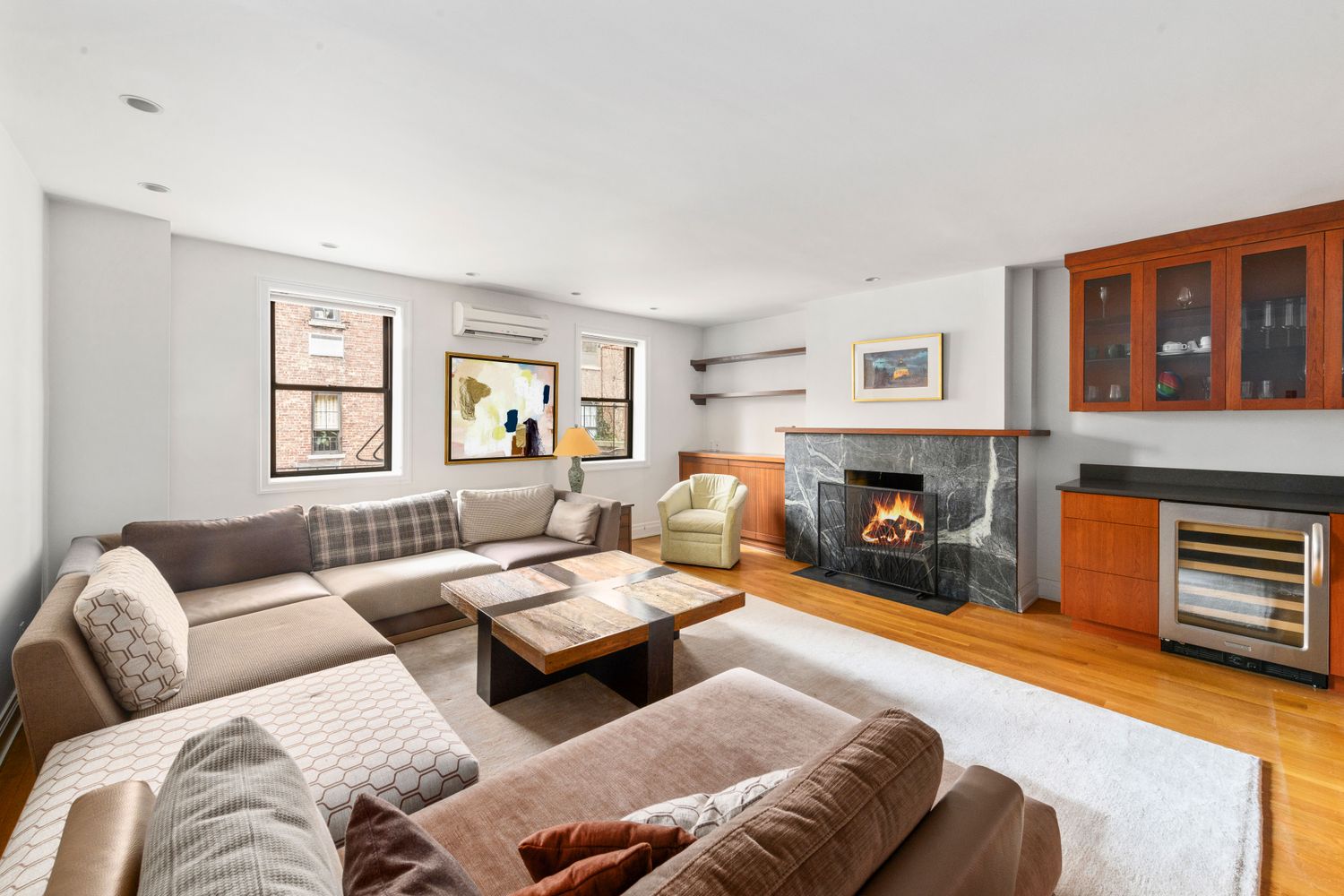 $2,728,000 | 57 East 75th Street, Unit PH5 | Lenox Hill