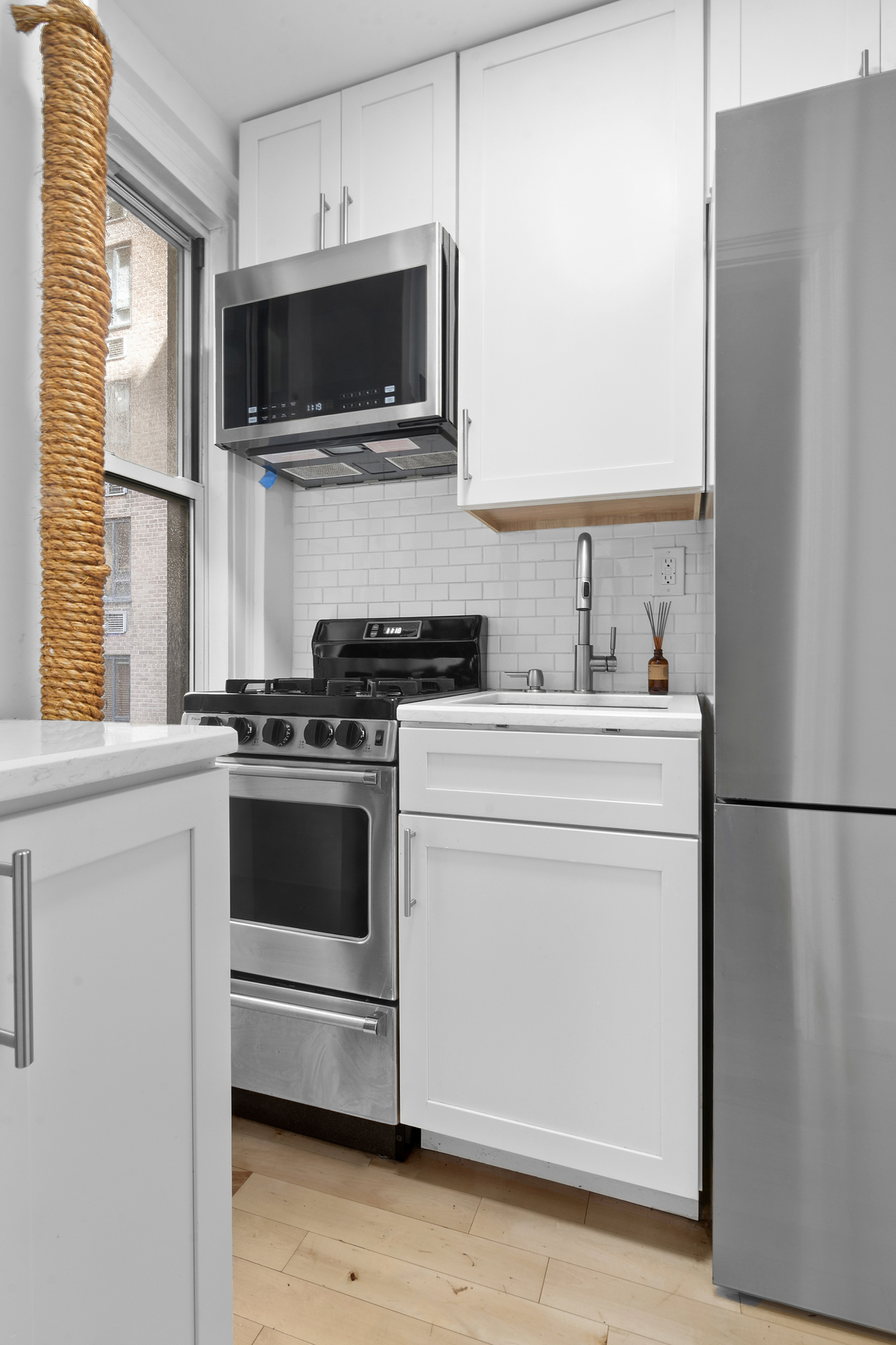 70 Remsen Street, Unit 6F Brooklyn, NY 11201 - Photo 5 of 11 Gallery Image 5