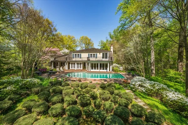 $2,400,000 | 11304 Skipwith Lane, Potomac, MD 20854