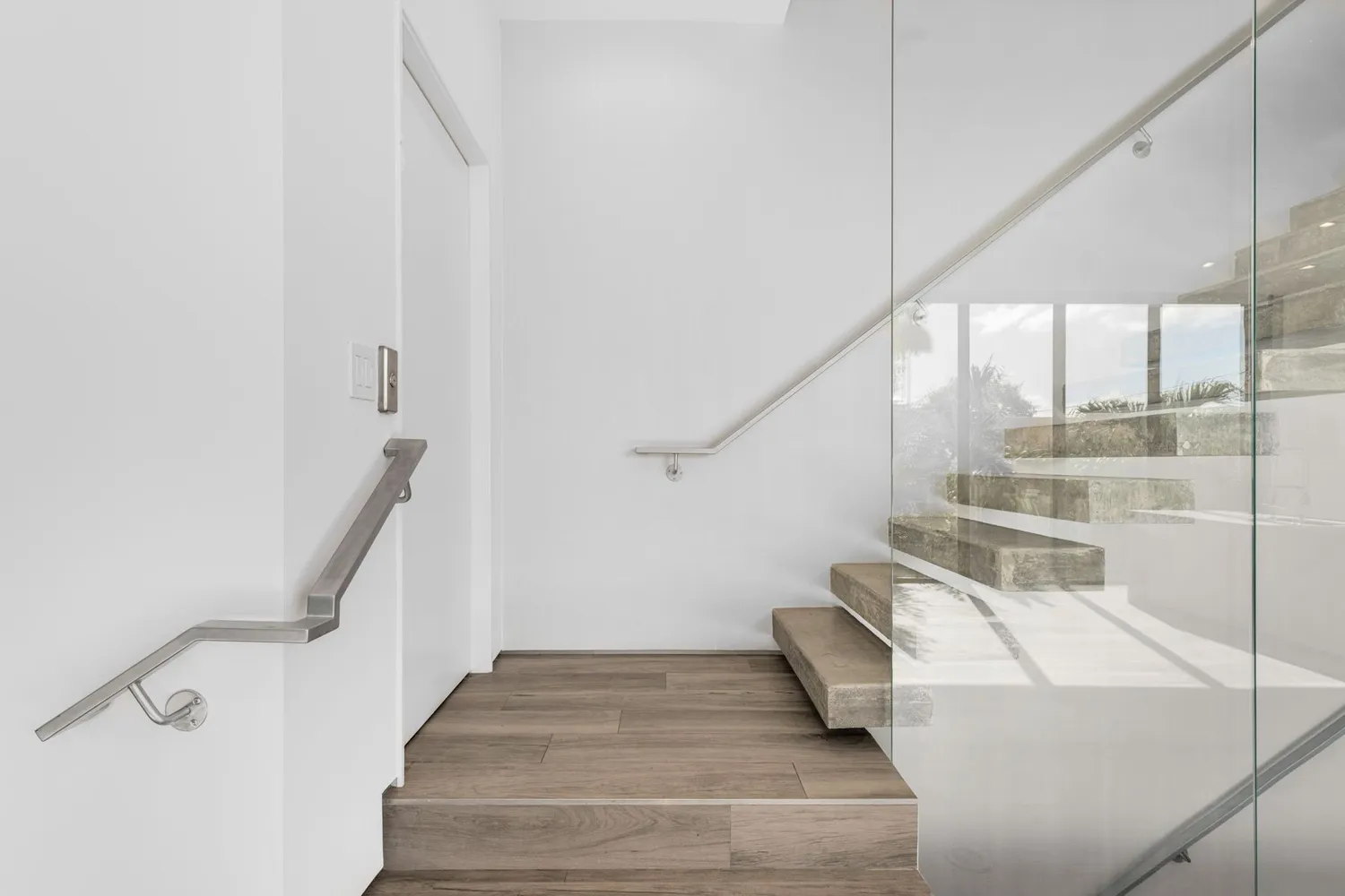 $2,750,000 | 1525 Bay Road, Miami Beach, FL 33139