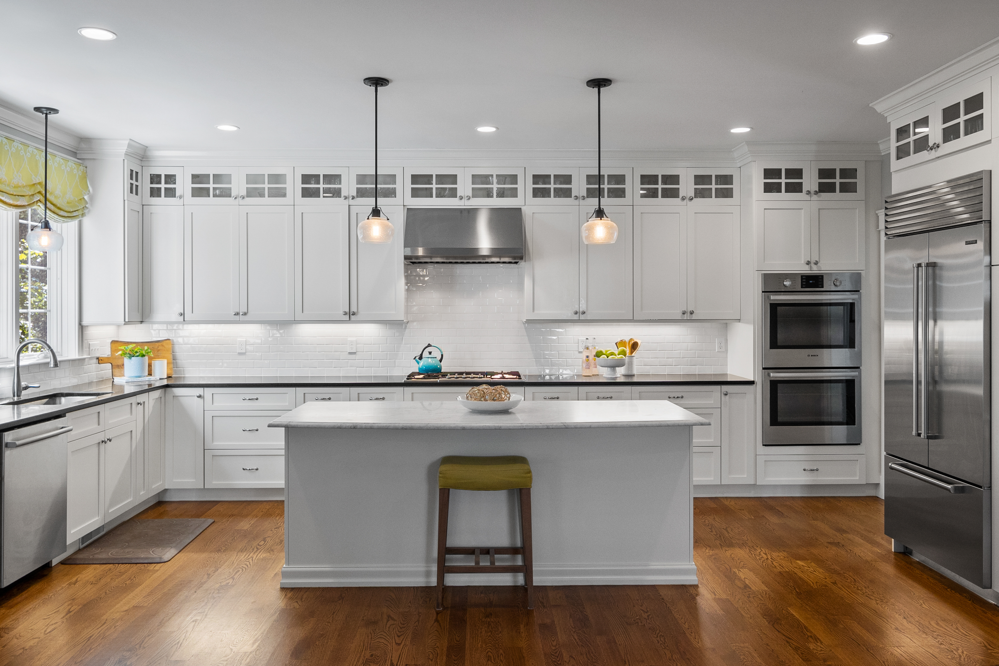 136 Manning Street Needham Heights, MA 02494 - Photo 4 of 33