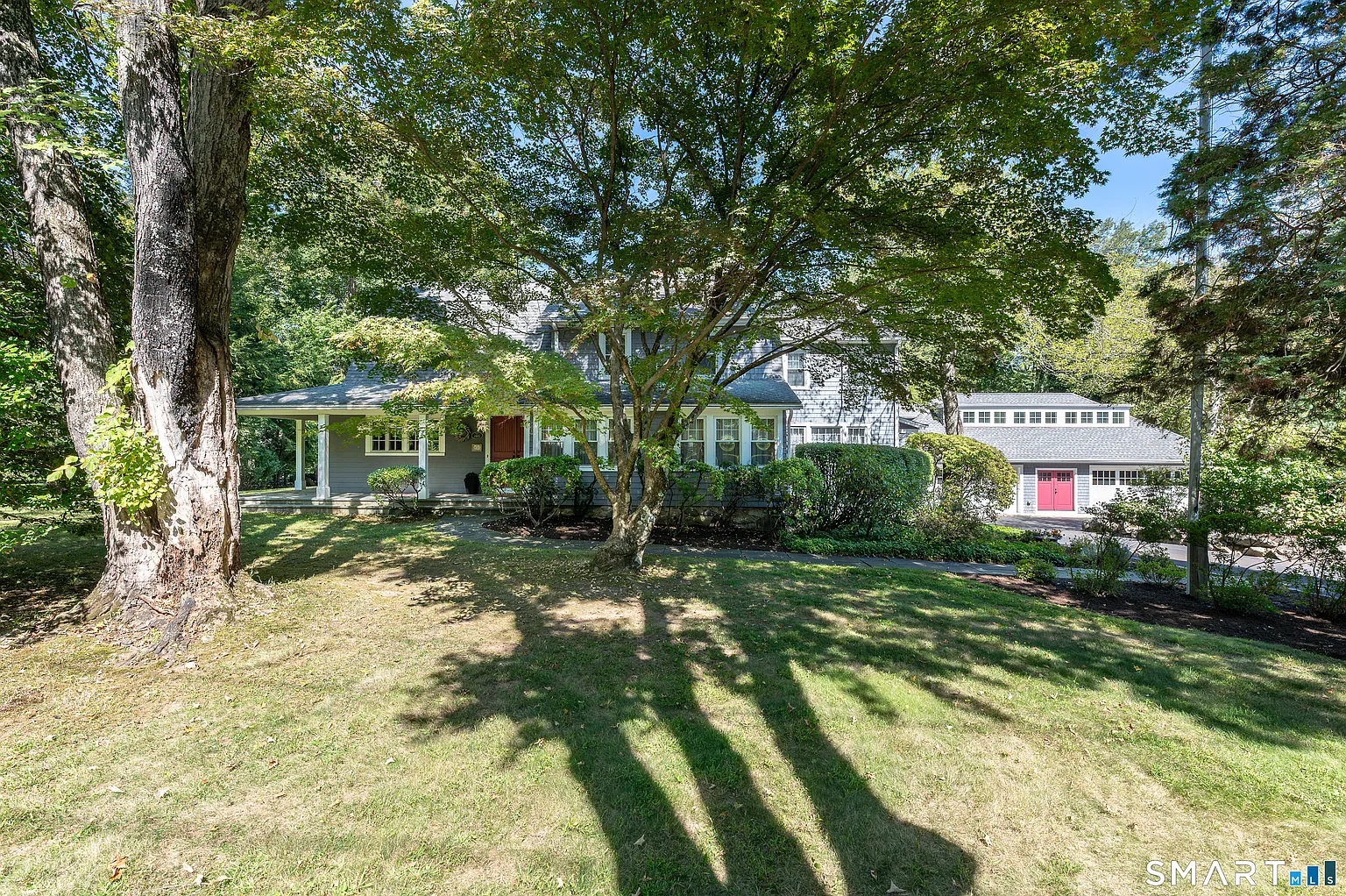 231 Roxbury Road Stamford, CT 06902 - Photo 2 of 39