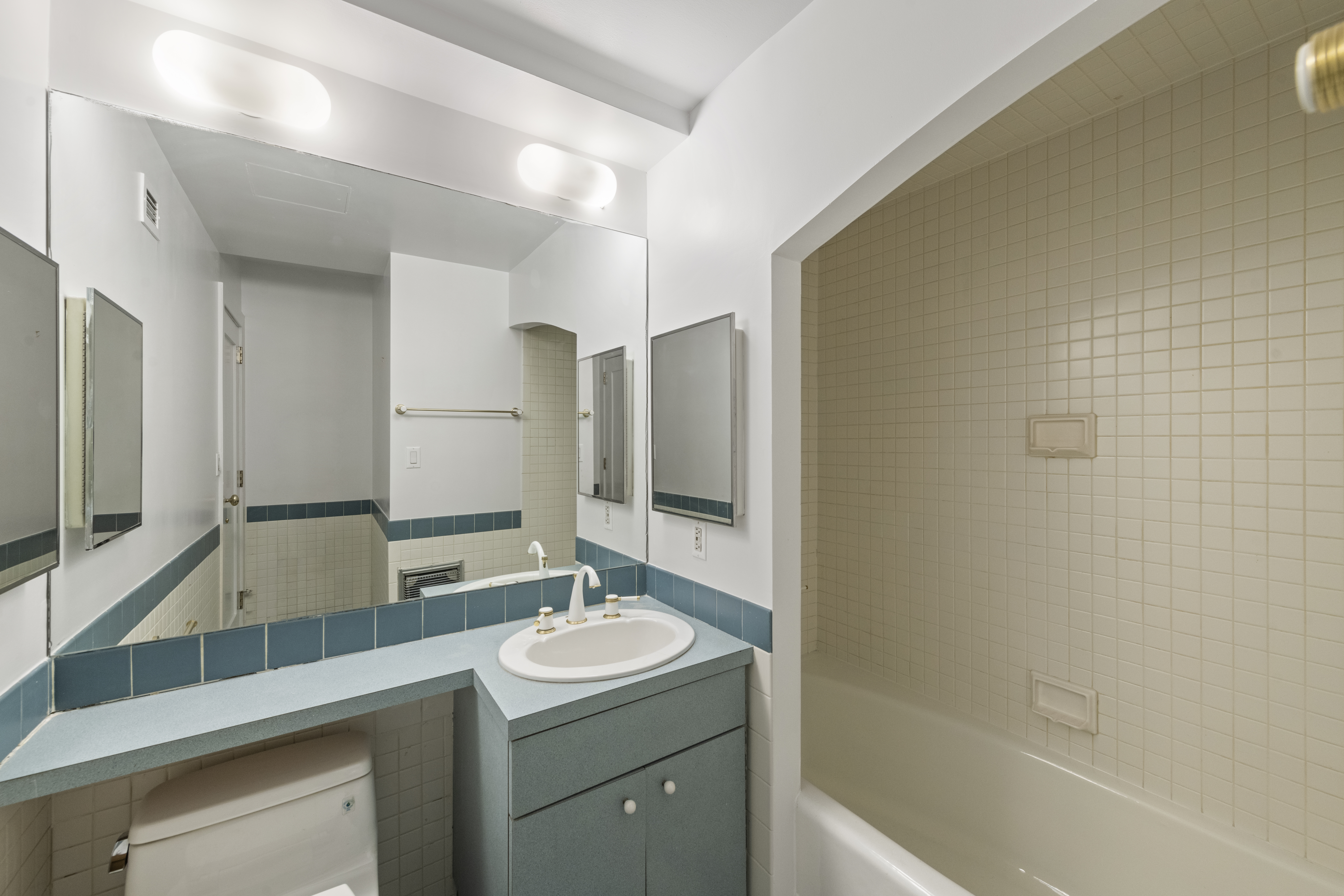 20 East 9th Street, Unit 26F Manhattan, NY 10003 - Photo 23 of 42