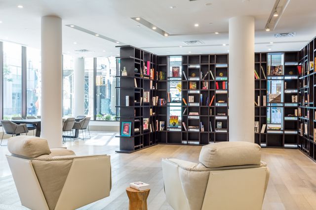 $1,298,269 | 429 Kent Avenue, Unit 304 | Williamsburg