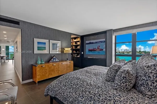 $2,100,000 | 9 Island Avenue, Unit 407, Miami Beach, FL 33139