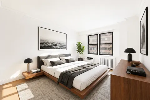 $850,000 | 333 East 34th Street, Unit 6H | Murray Hill