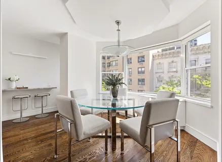 $2,750,000 | 8 East 83rd Street, Unit 5A | Upper East Side