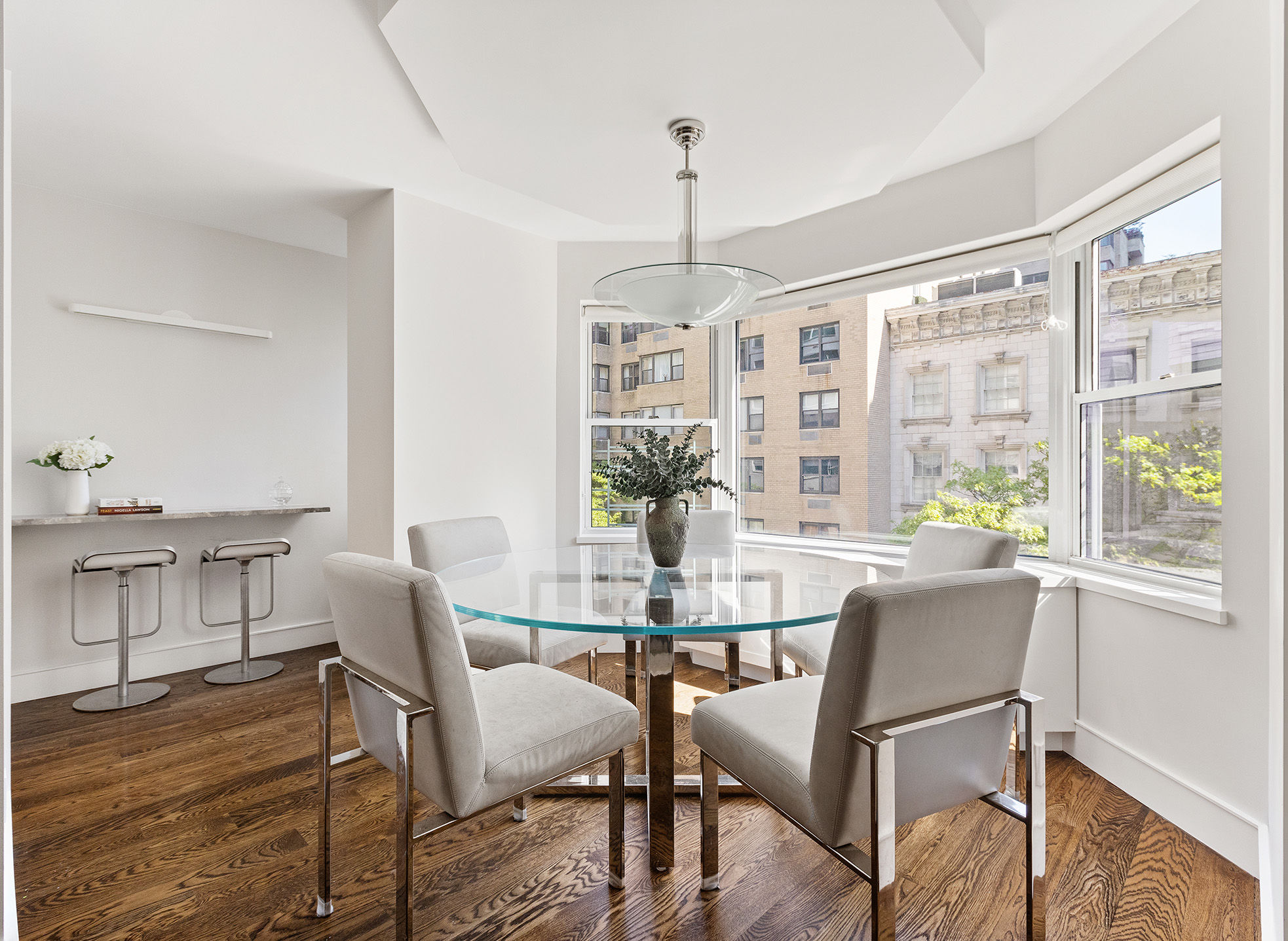 8 East 83rd Street, Unit 5A Manhattan, NY 10028 - Photo 2 of 12