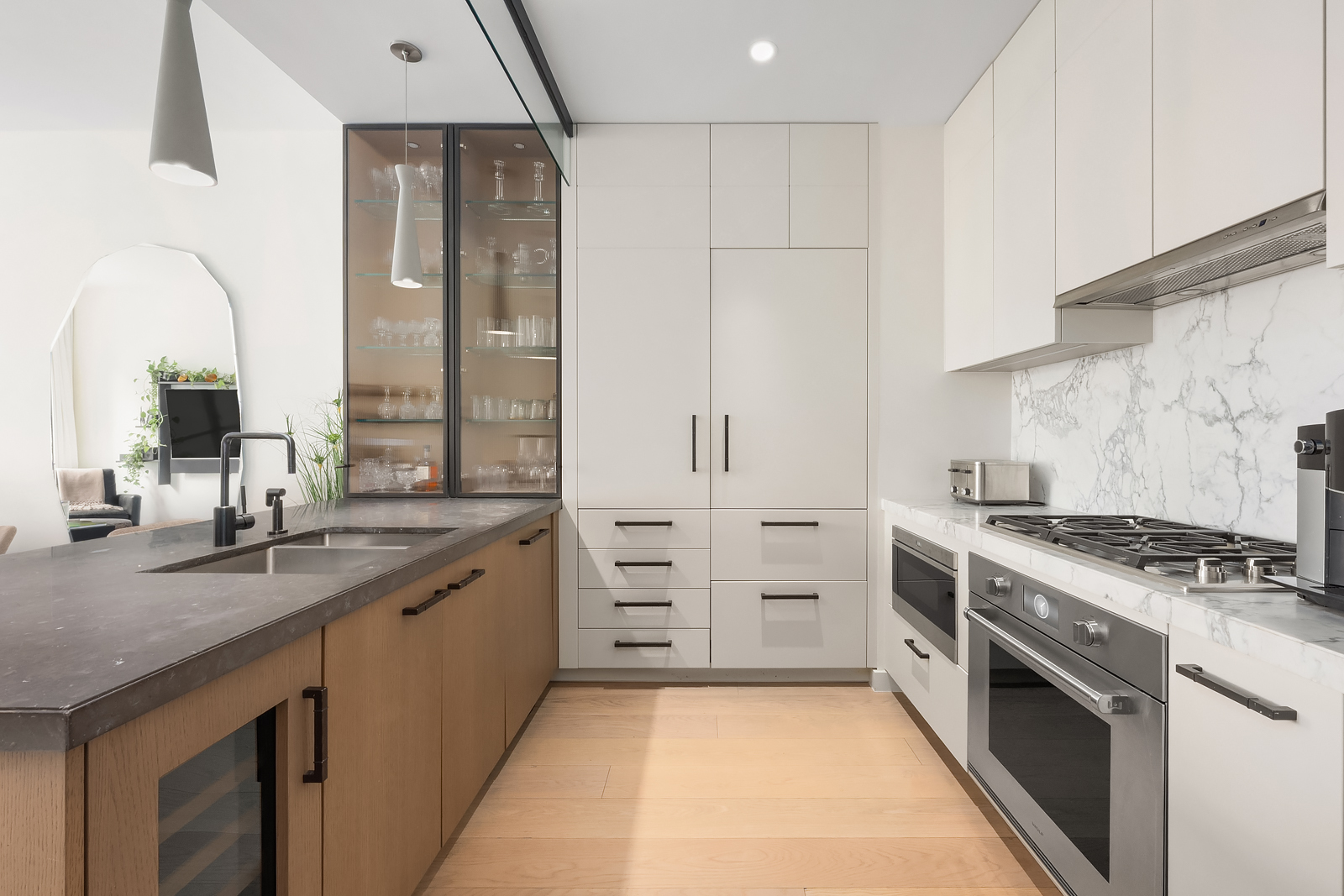 438 East 12th Street, Unit 3S Manhattan, NY 10009 - Photo 5 of 20